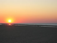 Holland Strand bei Sonnenuntergang